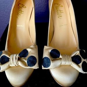 Italian luxury, “Butter”, for looking special! 4 in heels that are easy to wear!